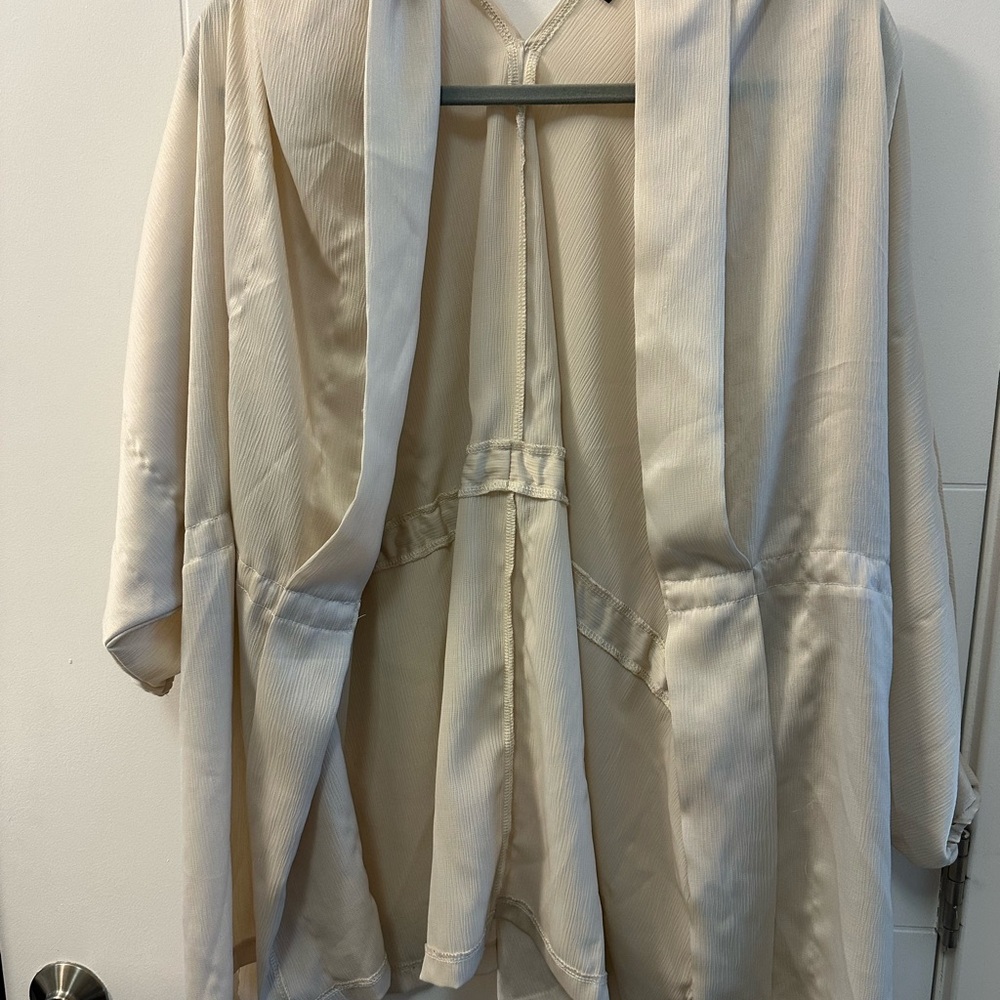 Elegant Cream Kimono Cardigan